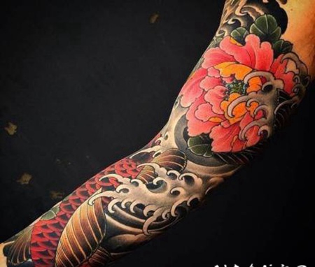 日式老传统牡丹花臂纹身作品图案