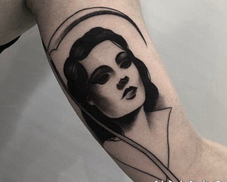 黑色的女郎纹身图片