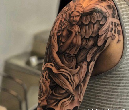西方带翼守护天使的纹身图案