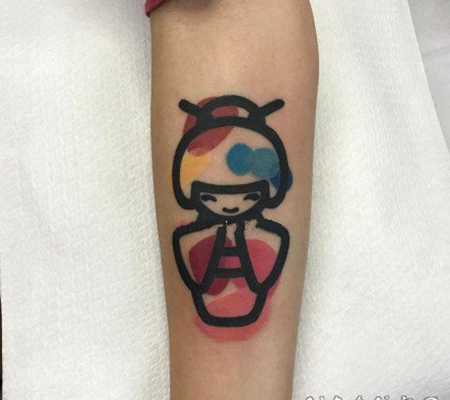 2彩色的简约小纹身图片欣赏