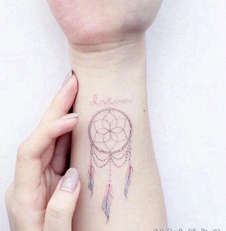 好看的小清新捕梦网纹身作品