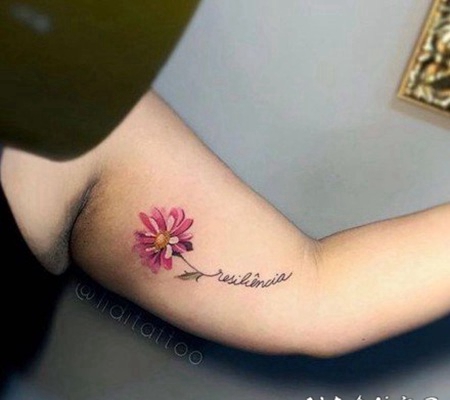 超简约的小清新英文字母纹身