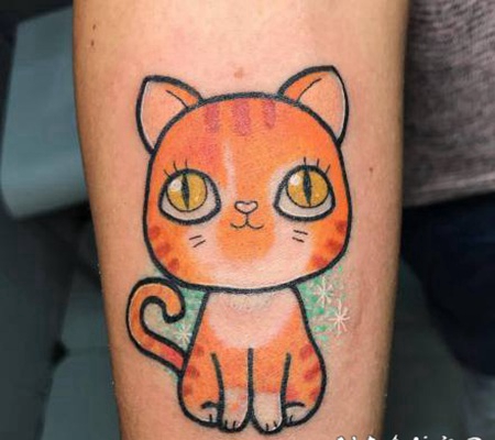 可爱的大眼睛卡通画纹身图案