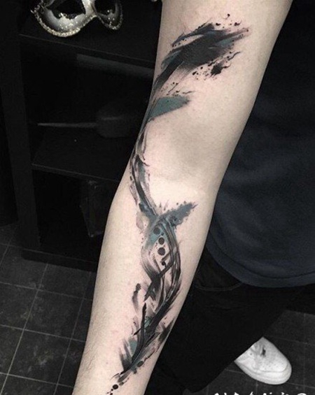 水墨风格的创意暗色调纹身作品