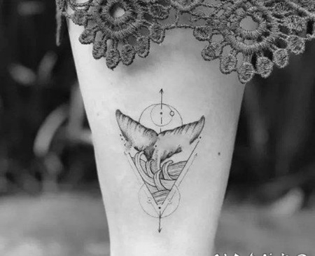 很漂亮的鲸鱼纹身作品图片欣赏