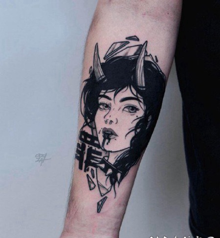 黑色的个性暗黑纹身图案2