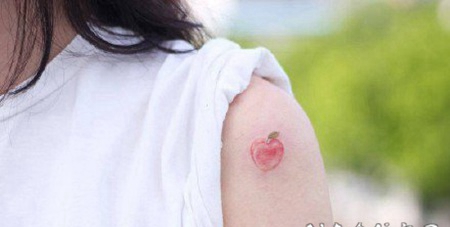 很小清新的小水果纹身图片