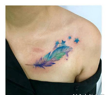 羽毛题材的水彩羽毛纹身图案