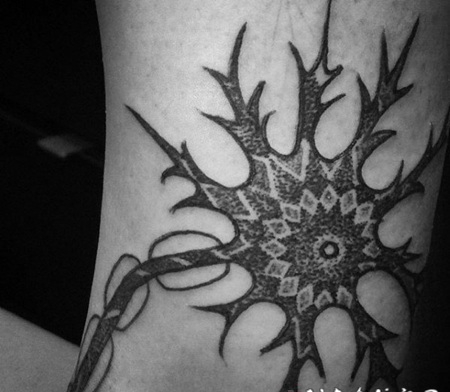 简单神经元纹身图片 设计感十足的创意神经元纹身图案