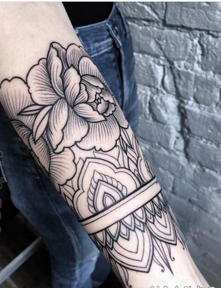 线条纹身小图 清新而又简单的线条纹身图案