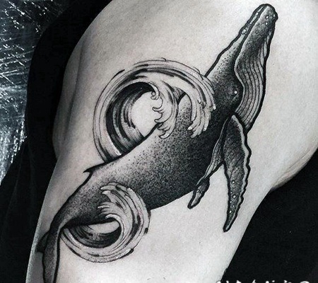 纹身鲸鱼 黑灰色的鲸鱼纹身图案