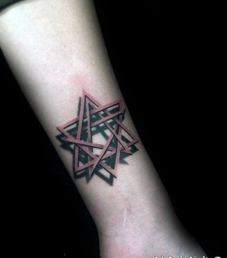 小图案纹身图片 小巧靓丽的小图案纹身图案