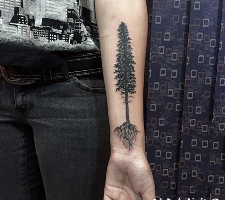 纹身树枝 枝繁叶茂的树枝纹身图案