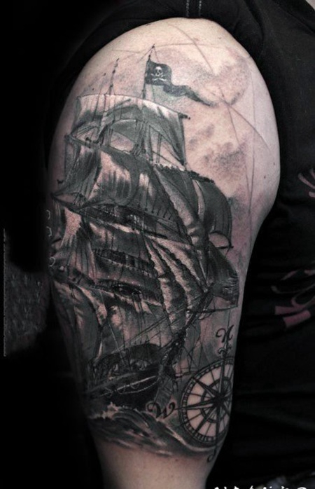 海盗纹身图案 黑灰色调的海盗纹身图案
