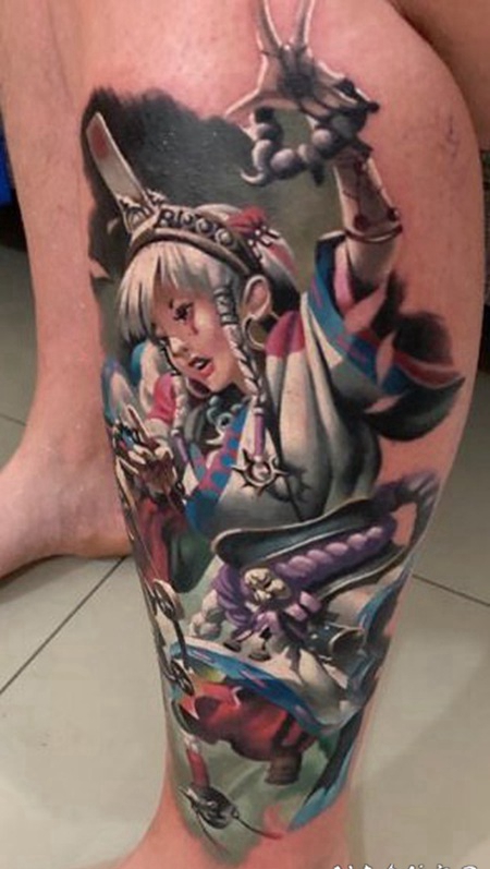 纹身卡通人物 男生小腿上唯美的卡通人物纹身图片