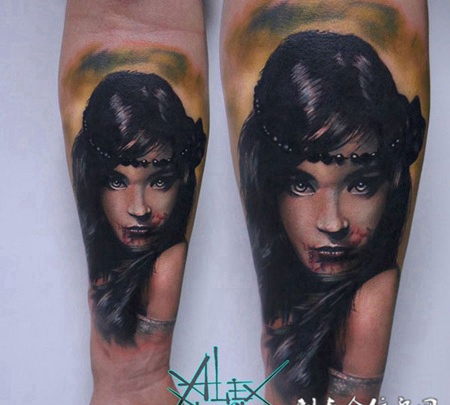 迷人的双眸，手臂美女肖像创意纹身