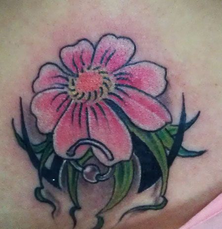 彩色小雏菊花纹身图案