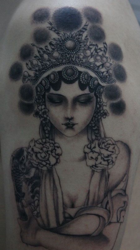 手臂戏子青衣的纹身图案