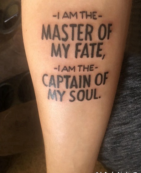 手纹身英文字母 女生手臂上创意的英文字母纹身图片