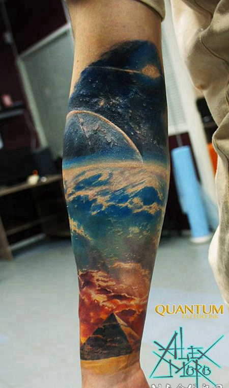 埃及的夜空，手臂唯美星空彩绘纹身