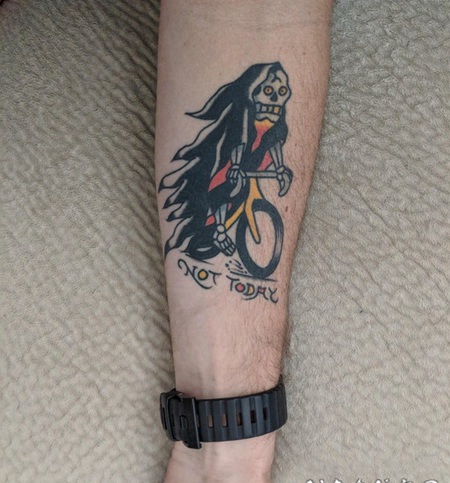 死神小臂纹身 男生手臂上彩绘的死神纹身图片