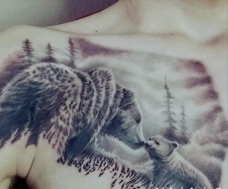 熊纹身 女生胸部熊和风景纹身图片