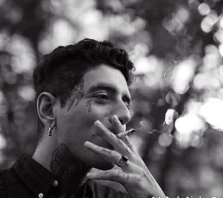 性感纹身女郎 简单线条纹身素描性感纹身图案大全