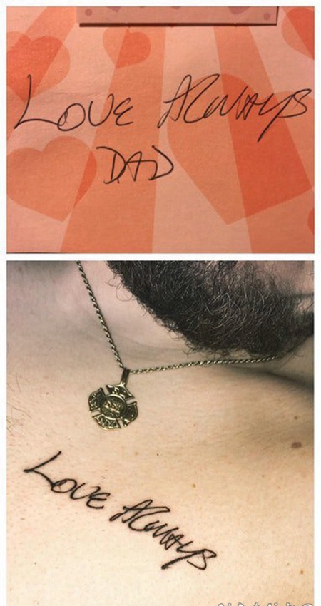 纹身英文字体 男生胸上极简的英文纹身图片