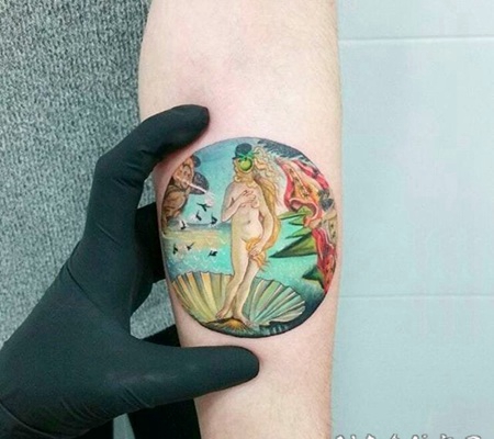 纹身小臂花纹 女生手臂上小清新风景纹身图片