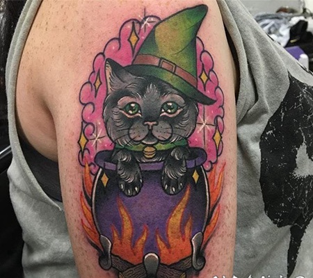 小猫咪纹身 男生手臂上创意的小猫咪纹身图片