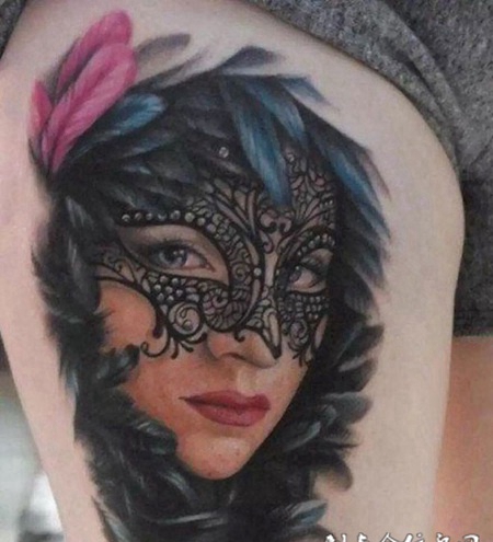 难掩的魅力,大腿面纱女神肖像纹身