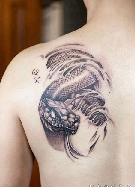 体内凶兽的悸动，后背撕皮蛇d纹身图案