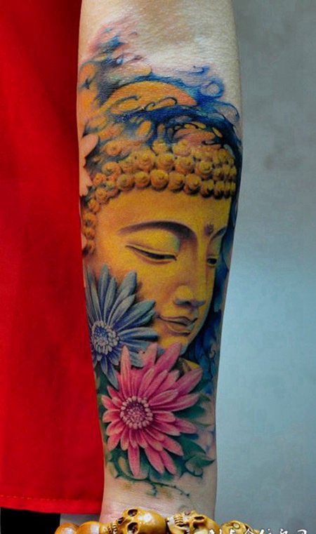 佛前百花开，手臂佛像花蕊彩绘纹身
