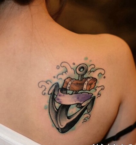 水手主题肩部纹身