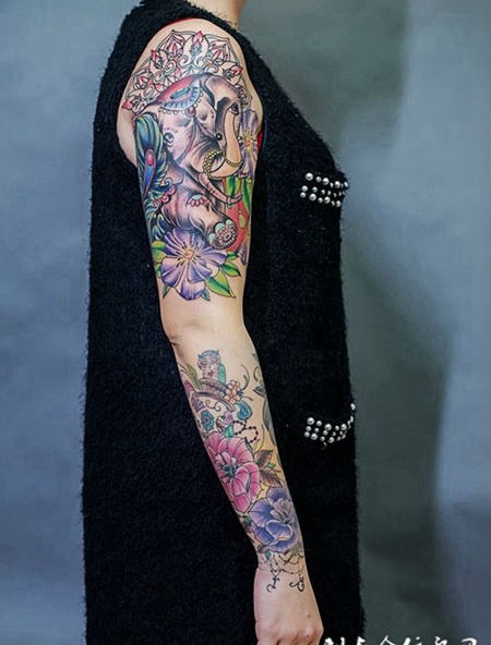 大象的守护,女生大象花臂纹身
