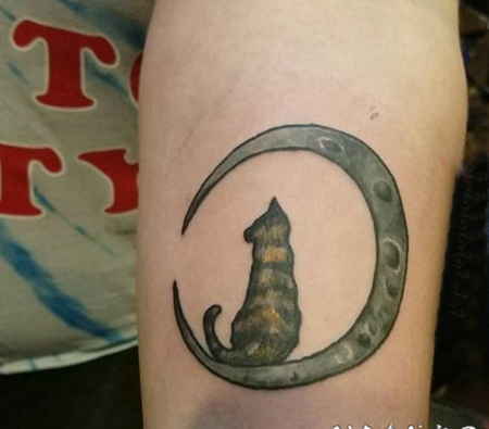 手臂纹身素材 简单线条纹身素描手臂纹身图片