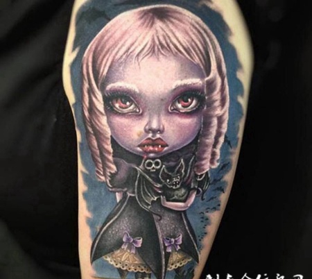 吸血鬼女郎卡通手臂纹身图案