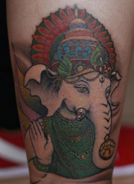 小腿泰国象神纹身图案