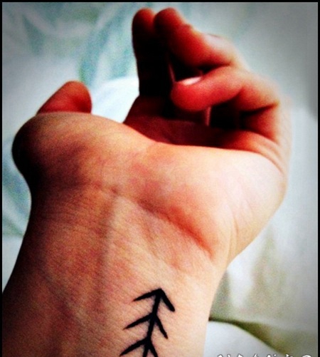 黑色线条素描经典文艺小图案纹身图案