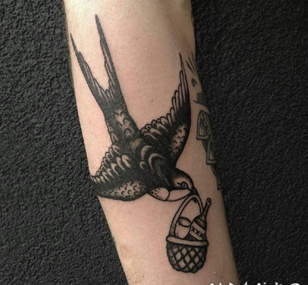 绾硅韩鐕曞瓙 濂崇敓鎵嬭噦涓婂皬鍔ㄧ墿绾硅韩鐕曞瓙鍥剧墖