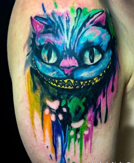 大臂怪猫纹身图片