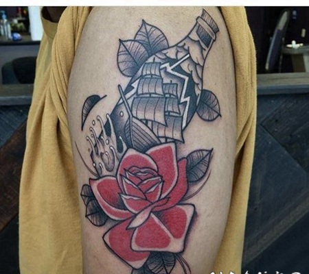 大臂水瓶和帆船纹身图片