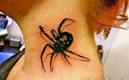 颈部逼真D蜘蛛纹身