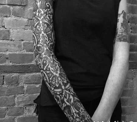 黑色线条素描创意霸气精致花纹纹身图案