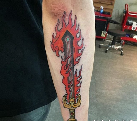 彩绘水彩素描创意霸气精致的匕首纹身图案