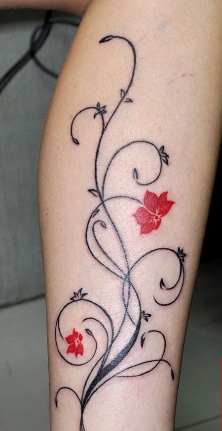 小腿藤蔓纹身图案