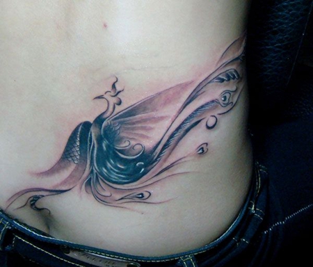 侧腰抽象凤凰纹身图案