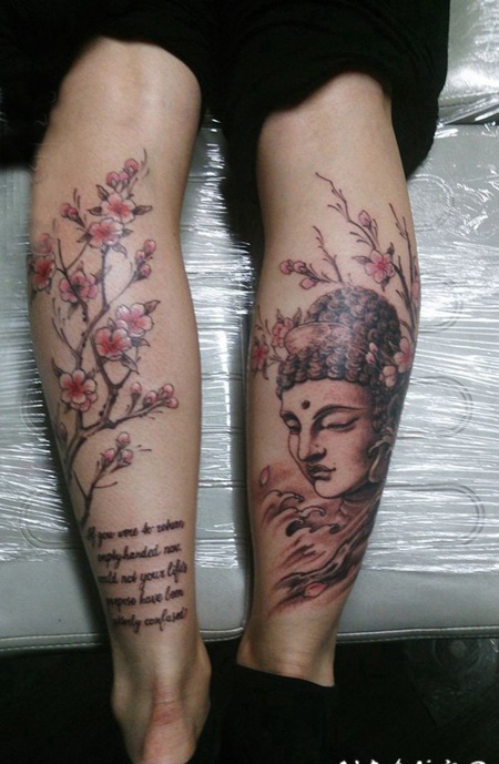 关于庄严严肃的彩绘花朵和佛像纹身图案