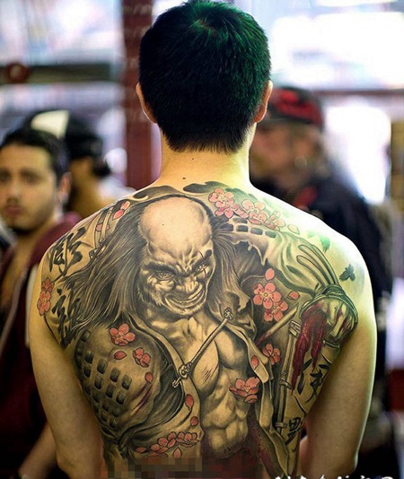 满背彩色创意个性纹身图案