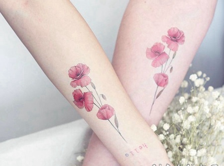 适合姐妹与闺蜜的手臂花朵纹身图案